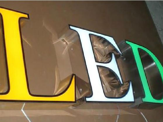 巢湖介绍LED招牌的基础知识。
